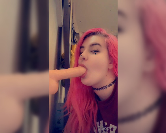 Rated Hex aka harleyhexx OnlyFans - I need to suck your cock baby