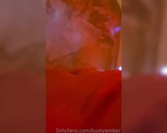 Busty Amber aka bustyamber OnlyFans - Any volunteers to get behind me and fuck me in the jacuzzi My sister and