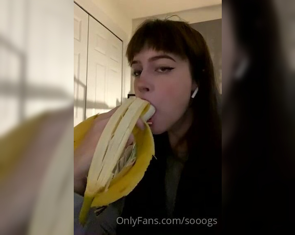 Soogsx aka soogsx OnlyFans - Good morning gotta get that potassium