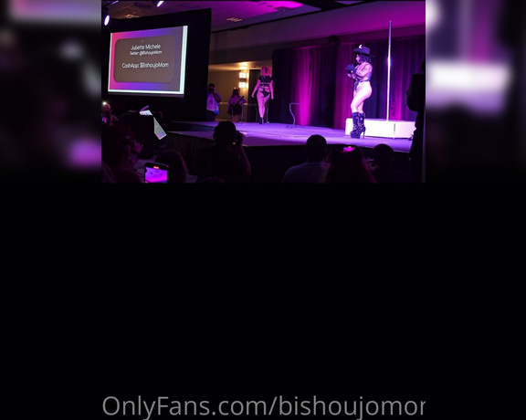 Juliette Michele aka bishoujomom OnlyFans - Waifu Expo Burlesque show!! I finally found someone who recorded it!! I’m waiting to get even