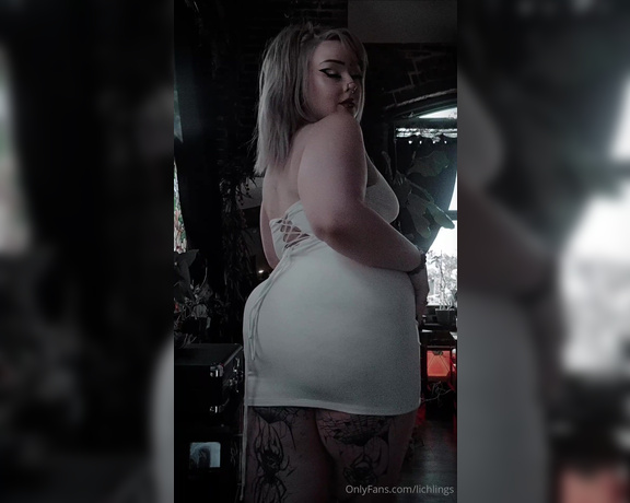 Lichlings aka lichlings OnlyFans - Another little video of the white dress since you liked it so much from the PPV!