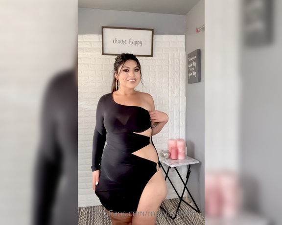 Maryalicejenni aka maryalicejenni OnlyFans - Can I wear this dress out