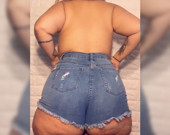 Maryalicejenni aka maryalicejenni OnlyFans - Like for more shorts this summer