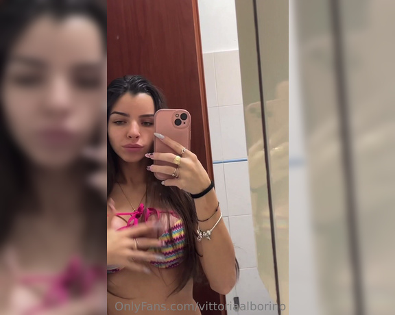 Vittoria Miss aka vittoriamiss OnlyFans Video 8594