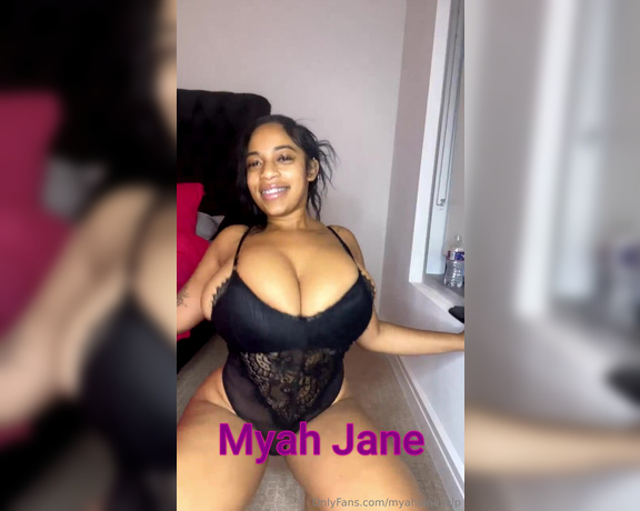 Myah Jane aka myahjanesvip OnlyFans - 1 hour live show available