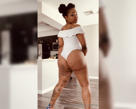 Diamond Monroe aka idreamofdmonroe OnlyFans - Just a little something