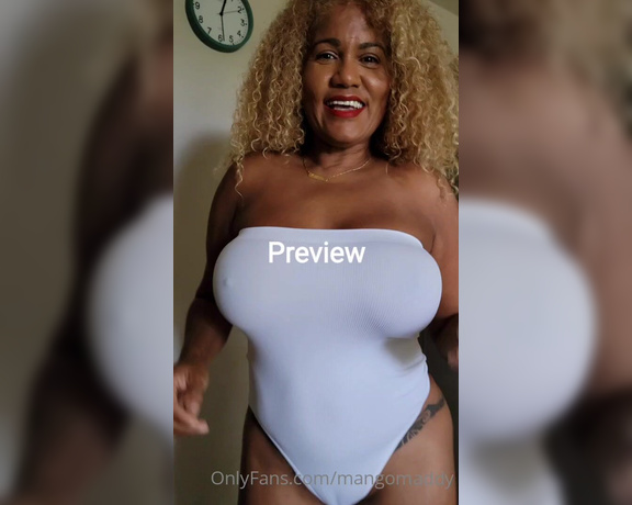 Mango Maddy aka mangomaddy OnlyFans - Full video in your DM Merry Christmas I hope all your dreams come true for you