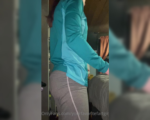 Yourfavoritefartgirl aka yourfavoritefartgirl OnlyFans - That was a glorious goodnight fart