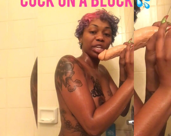 Mrsfeedmeent aka mrsfeedmeent OnlyFans - I decided to give you a SNEAK PEAK inside my shower time I practice opening