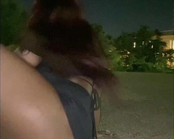 Eboni Amore aka msamore4u OnlyFans - Shaking it in public