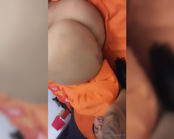 Jazlin González Tifas aka barbiejazlin12 OnlyFans - Video llamadas disponible baby