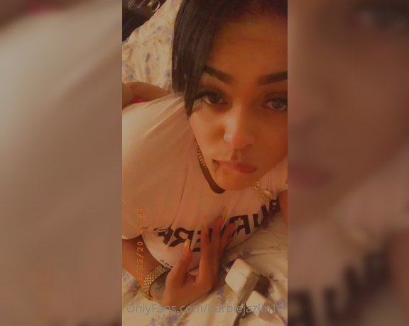 Jazlin González Tifas aka barbiejazlin12 OnlyFans - Solita en casa Bronx New York