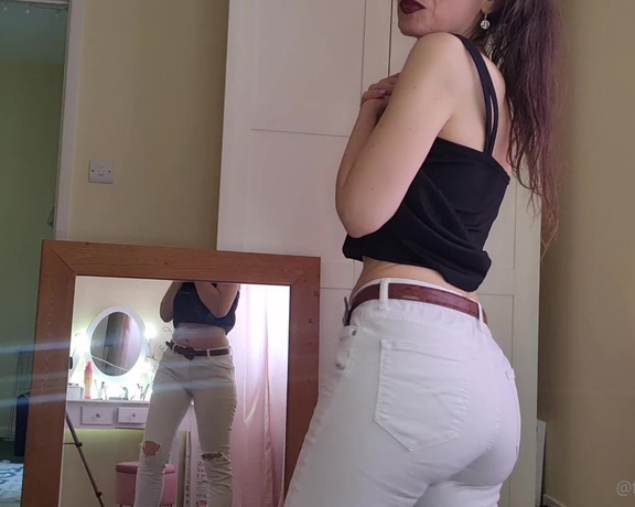 Miss Dawson aka themissdawson OnlyFans - Heres the Uncut version of the Jeans Try On )