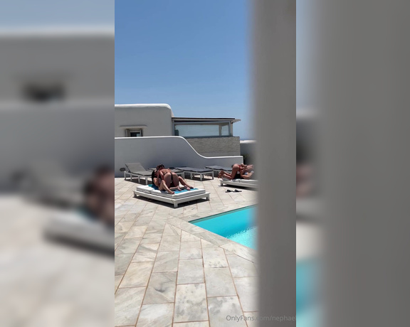 Nephael aka nephael OnlyFans - [VIDEO] il espionne notre orgie lesbienne sous le soleil de Mykonos ! avec mes copines @annapolinaxxxx