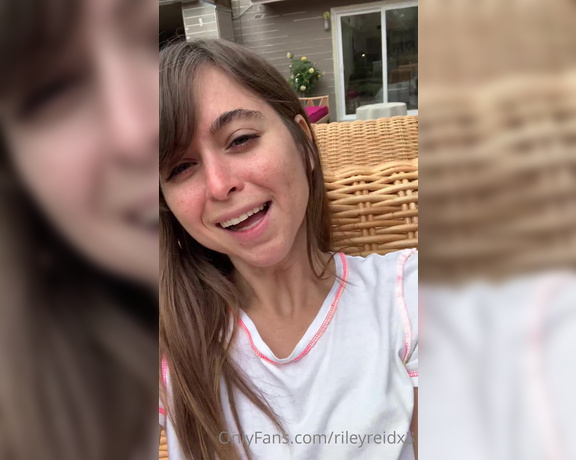 Riley Reid aka rileyreidx3 OnlyFans - Sorry I haven’t posted much the last few days!! I’ve been unpacking and moving into