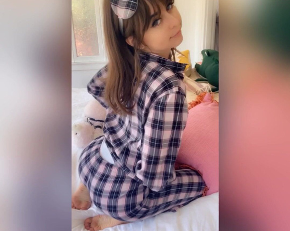 Riley Reid aka rileyreidx3 OnlyFans - Good Moaning!!! Who else woke up wanting to cum