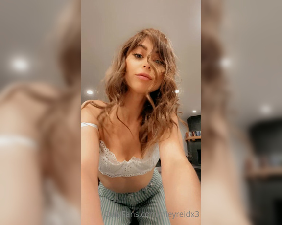 Riley Reid aka rileyreidx3 OnlyFans - I LOVE YOU!!