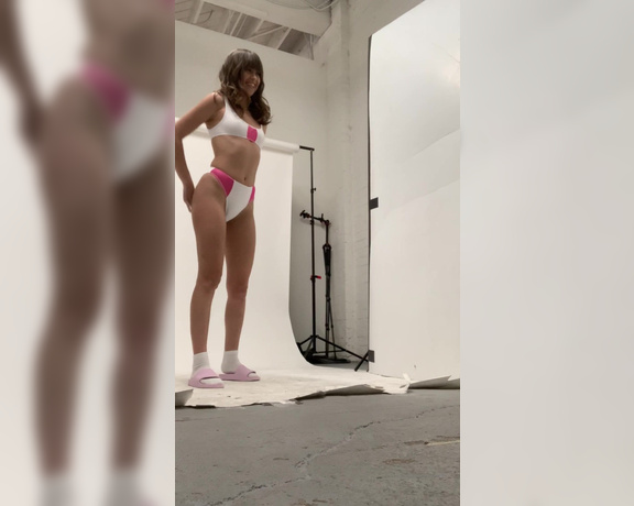 Riley Reid aka rileyreidx3 OnlyFans - PHOTOSHOOT FOR MY NEW GIRL CLOTHING LINE WITH MY FRIEND RYAN REID @sheforkeeps