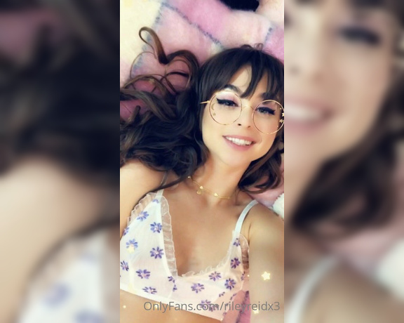 Riley Reid aka rileyreidx3 OnlyFans - I love to tease!! I hope you enjoy these naughty little videos I shot for you!