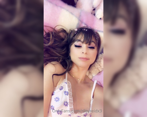 Riley Reid aka rileyreidx3 OnlyFans - I love to tease!! I hope you enjoy these naughty little videos I shot for you!