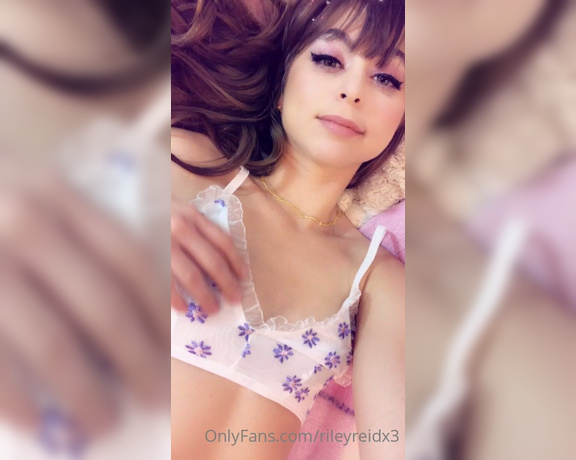 Riley Reid aka rileyreidx3 OnlyFans - I love to tease!! I hope you enjoy these naughty little videos I shot for you!