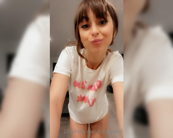 Riley Reid aka rileyreidx3 OnlyFans - Im feeling so NAUGHTY!! Cum have some fun with me in the DMs!!