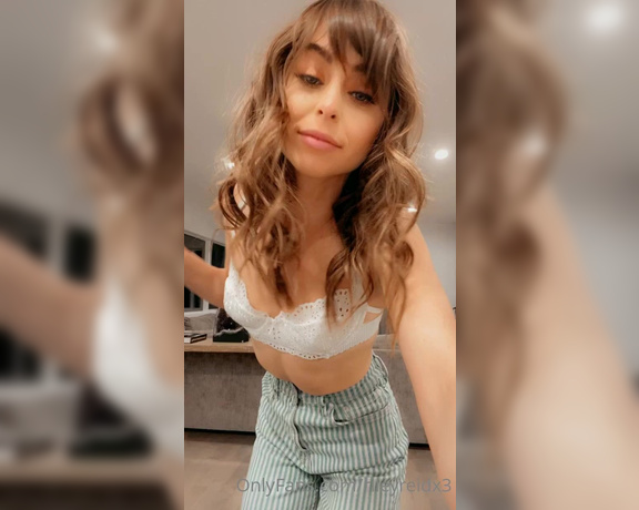 Riley Reid aka rileyreidx3 OnlyFans - I LOVE YOU!!