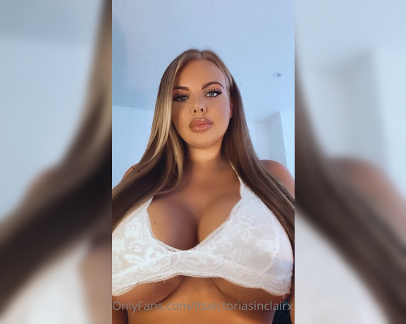 Victoria Sinclair aka itsvictoriasinclairx OnlyFans - Angelic in white