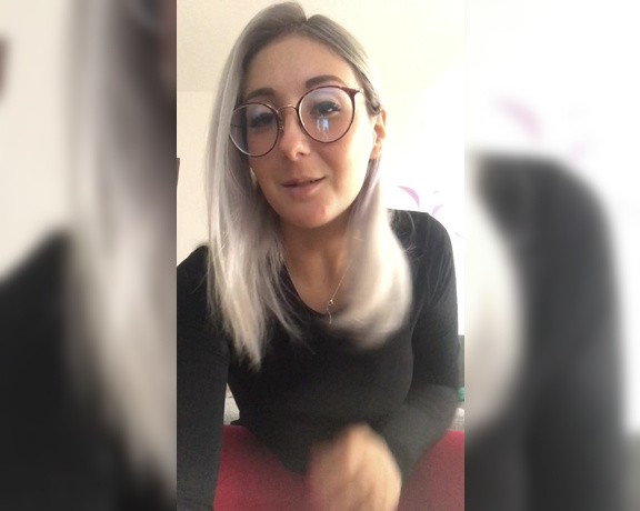 Carolina Barabaschi aka carolinabarabaschi OnlyFans - Continuano a chiedersi chiss cosa metto su questo profilo be si perdono tutto