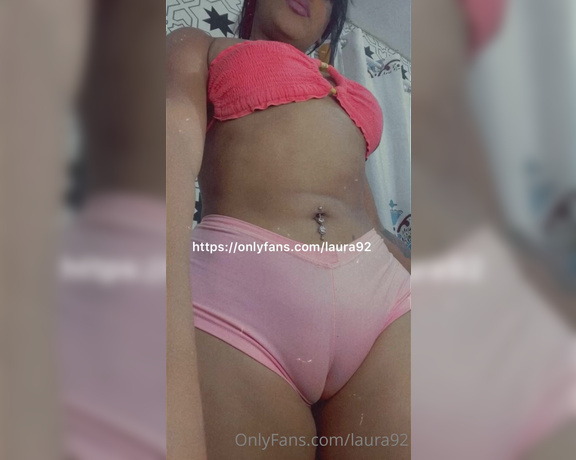 Laura92 aka laura92 OnlyFans - Dame amor beb