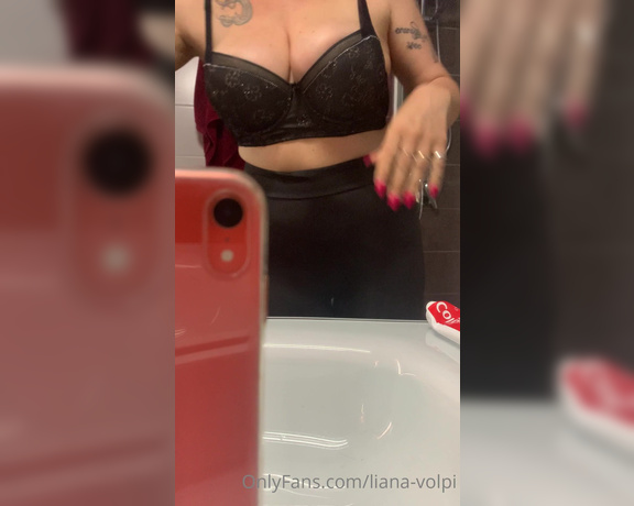 liana-volpi aka liana-volpi OnlyFans Video 9027