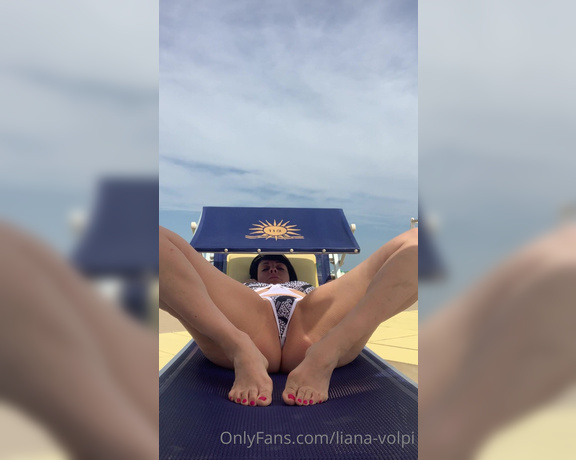 liana-volpi aka liana-volpi OnlyFans Video 5216