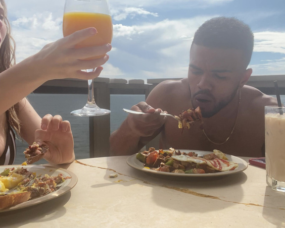 Troy Francisco aka yourboyfcisco OnlyFans - Valentines Breakfast and head