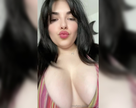 Mariedoll aka mariedoll OnlyFans - Tiddy grab