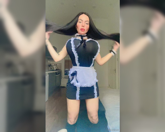 Nicol_lovee aka nicol_lovee OnlyFans - Una mucamita en tu casa