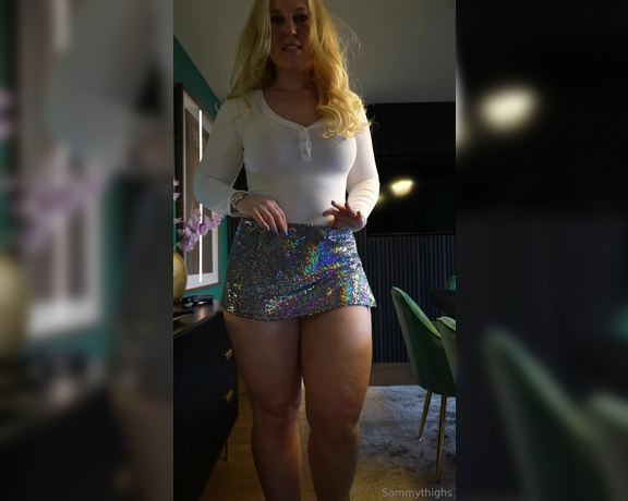 Sammy Thighs aka sammythighs OnlyFans - A little strip and naked walk to brighten your week