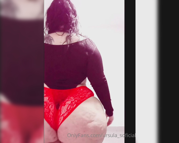 Ursula Suárez aka ursula_soficial OnlyFans - Me encanta como me queda el rojo! Y a ti, te gusta I love