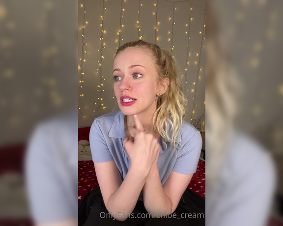 Chloe Cream aka chloe_cream OnlyFans - HIII! If you want to skip me talking go straight to the second video! There’s 3