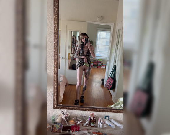 Own_Practice_8161 aka ratxgurl OnlyFans - Would you fuck me in the steakhouse bathroom please say yes