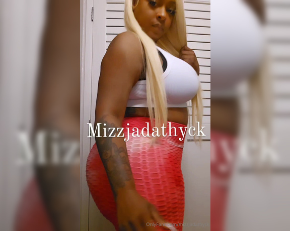 MizzJada Thyck aka mizzjadathyck OnlyFans - I will be on live tonight at 1230pm tonight