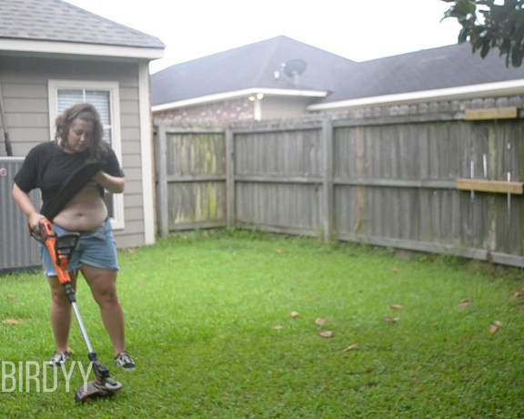 DirtyBirdyy - Sweating and Showing Belly, Belly Fetish, Bloated Belly, Outdoors, Riding Lawn Mower, Sweat Fetish, SFW, ManyVids