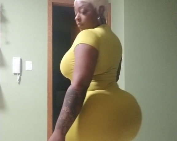 MizzJada Thyck aka mizzjadathyck OnlyFans - Hello guy my birthday in March send me some love for my birthday February 27th