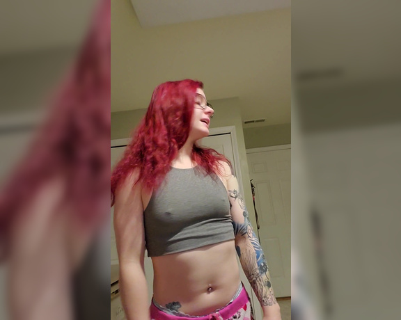 Ms Red aka vermilionvixen OnlyFans - Happy Saturday! No shame in my game Per request, here is a videopost showing my self