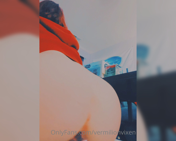 Ms Red aka vermilionvixen OnlyFans - Some anal training while I wrapped my moms x mas gifts