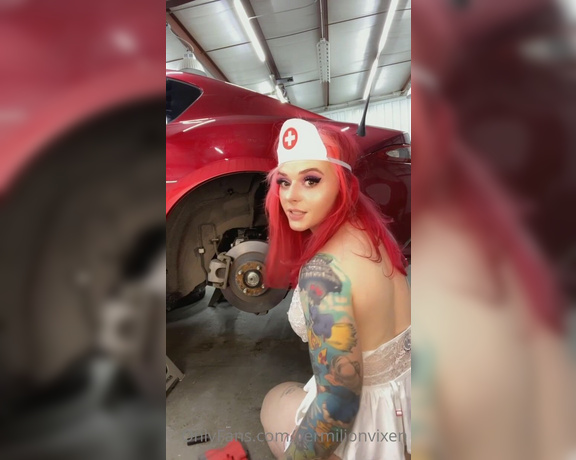 Ms Red aka vermilionvixen OnlyFans - Got the rear sway bar and end links installed