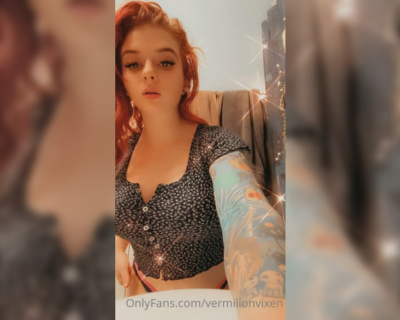 Ms Red aka vermilionvixen OnlyFans - Shower time