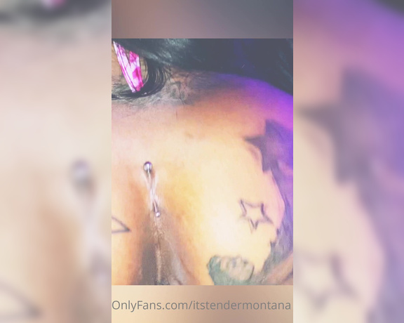 ItstenderMontana aka itstendermontana OnlyFans - I love getting back shots from my best friend  would you give me back shots