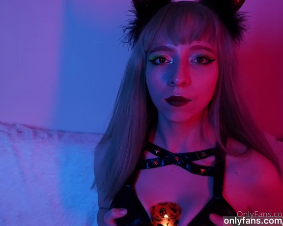 CyberlyCrush aka cyberlycrush OnlyFans - NEW TEASER Slutty succubus wants to play with you, will you be a bad