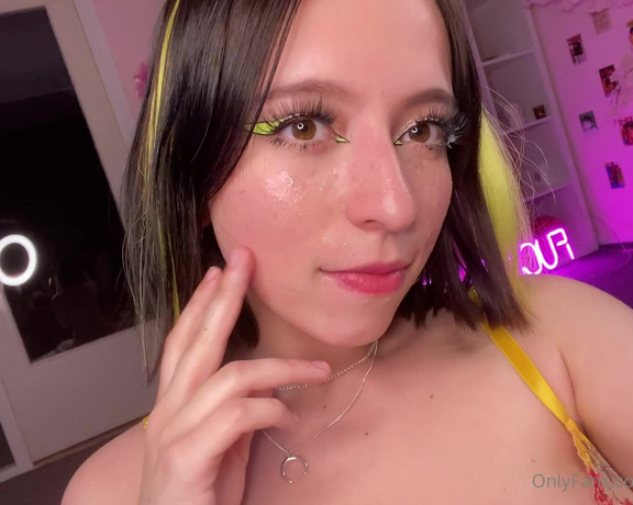 CyberlyCrush aka cyberlycrush OnlyFans - Made an awesome live sex video yesterday and can’t wait to share it with you