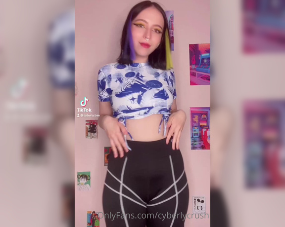 CyberlyCrush aka cyberlycrush OnlyFans - Porn tiktoks for you So much fun making them! Hope you also like it!